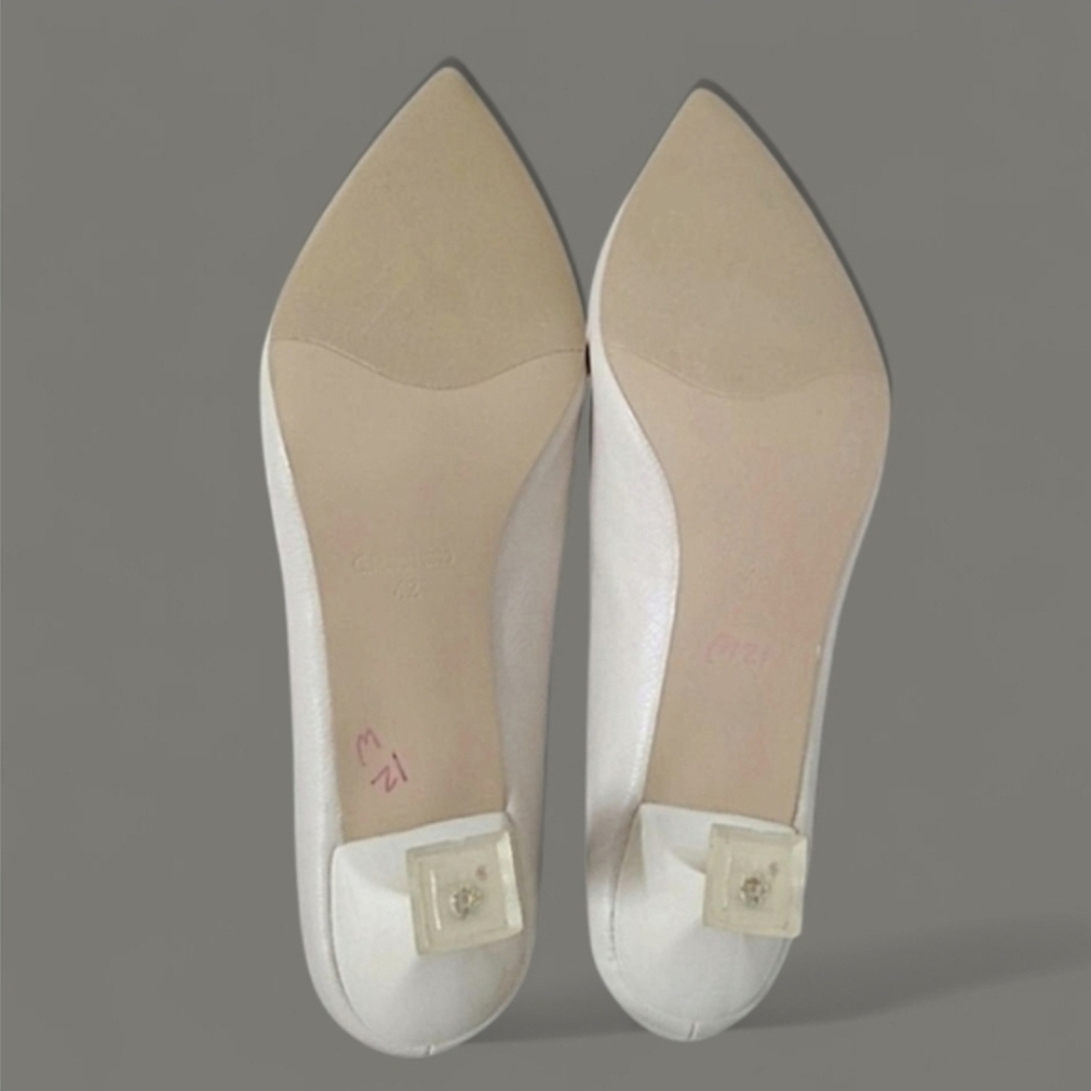 C. Paravano “Olivia” C Buckle Pointed Toe Leather Pumps – 42 EU / 11.5 US – 2.1" - Picture 7 of 12